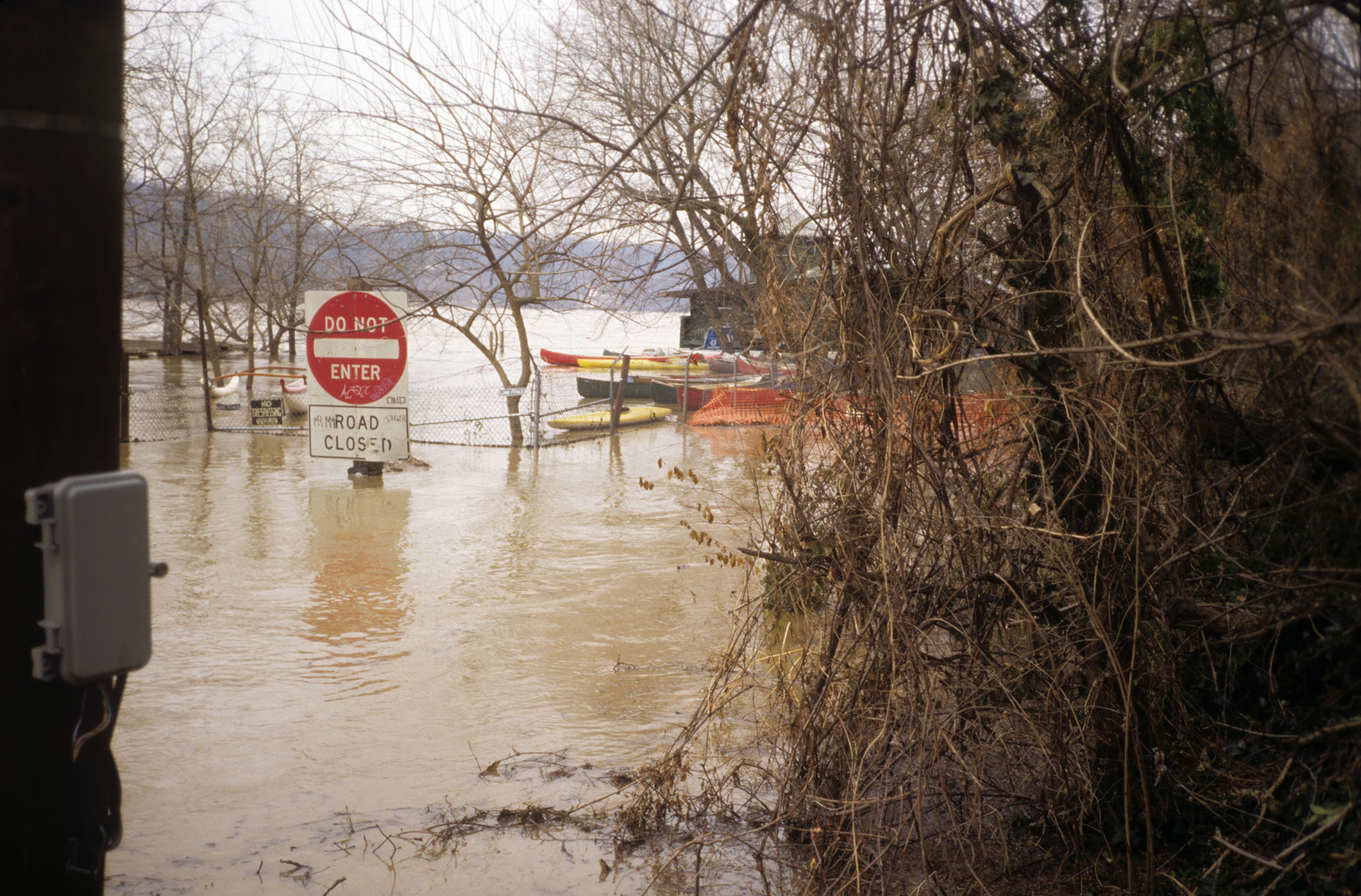 Wash Canoe Club Floods 018edit